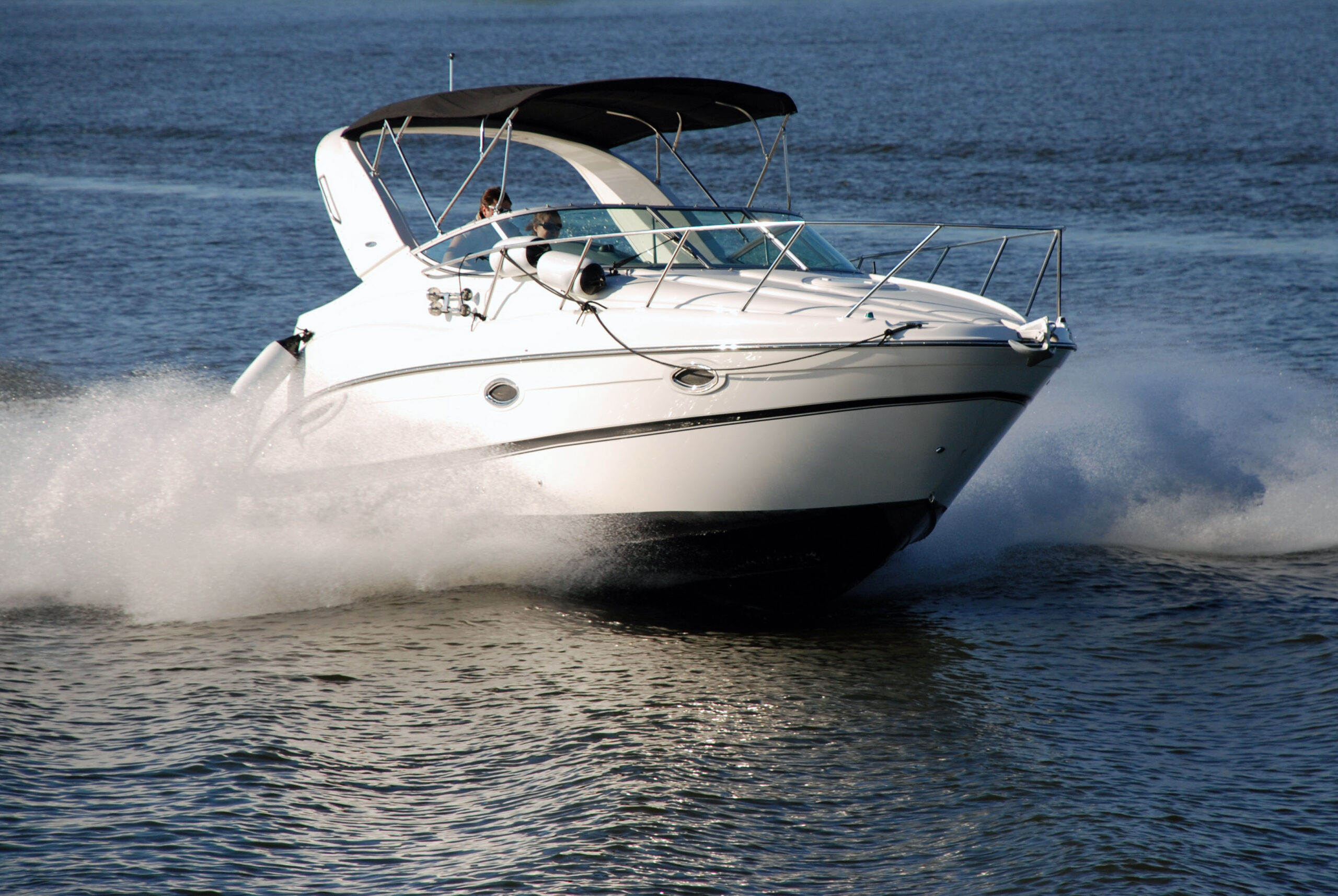 Read more about the article 5 Reasons to Consider Taking a Boat Tour